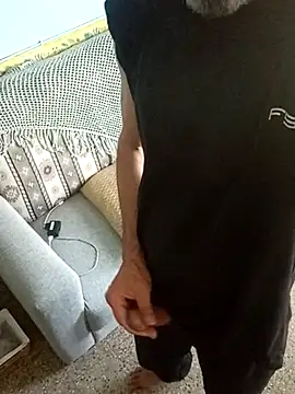 Snapshot of TOMYCOCKMILK chatting on January 17, 2025, 6:44 pm TOMYCOCKMILK online show from January 17, 2025, 6:44 pm