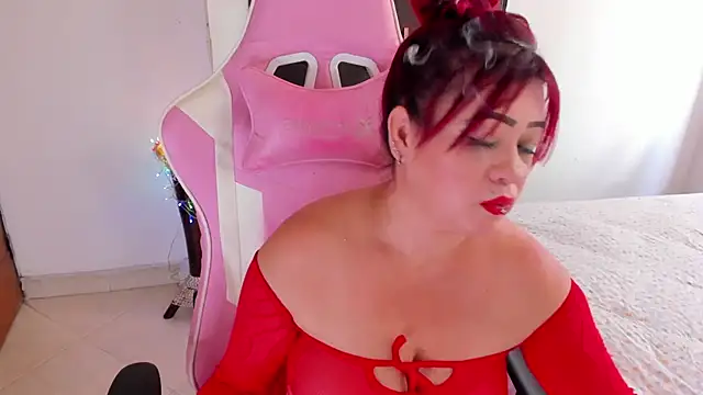 Snapshot of sexyhot_2024 chatting on December 18, 2024, 4:49 pm sexyhot 2024 online show from December 18, 2024, 4:49 pm