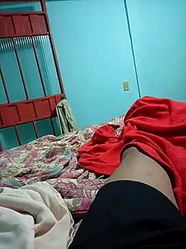 neguinho123123 online show from September 14, 2025, 1:06 am
