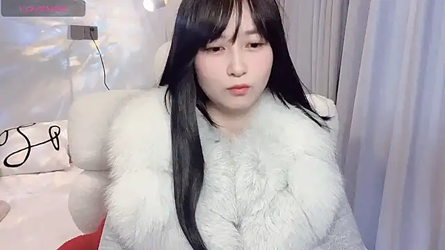 Snapshot of yorissss chatting on January 2, 2025, 4:30 am yorissss online show from January 2, 2025, 4:30 am