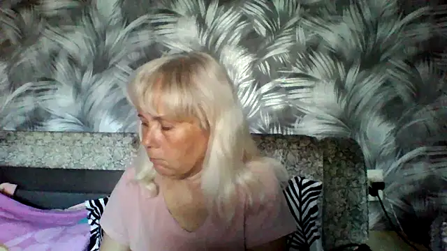 sakura blonde online show from March 23, 2026, 7:08 am