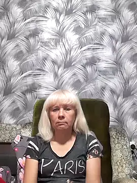 sakura blonde online show from October 28, 2025, 6:01 am