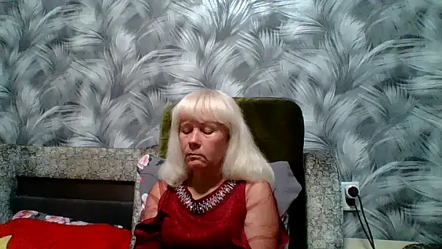 sakura blonde online show from November 1, 2025, 8:25 pm