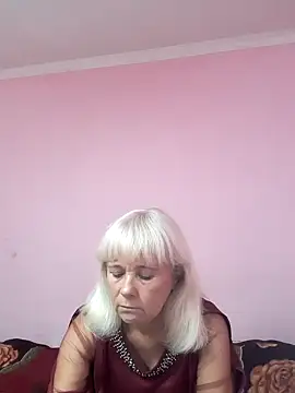 sakura blonde online show from September 28, 2025, 8:21 am