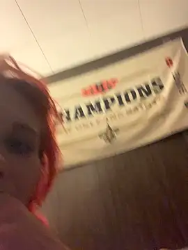 EroticKityii online show from April 22, 2026, 5:25 am