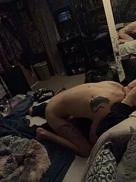 EroticKityii online show from April 4, 2026, 4:46 pm