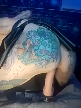 MommyMisfit online show from November 26, 2025, 1:16 am