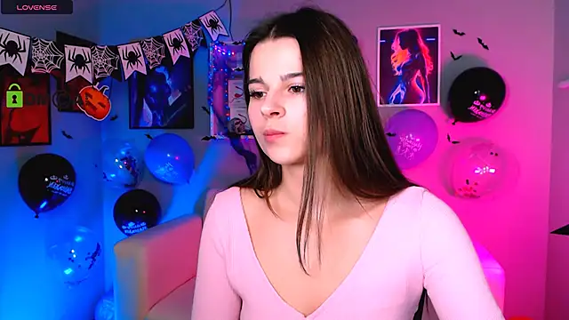 Snapshot of berry_alma chatting on October 22, 2025, 1:43 pm berry alma online show from October 22, 2025, 1:43 pm