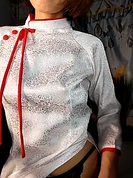 Snapshot of Lucy_limon chatting on October 22, 2025, 10:19 pm Lucy limon online show from October 22, 2025, 10:19 pm