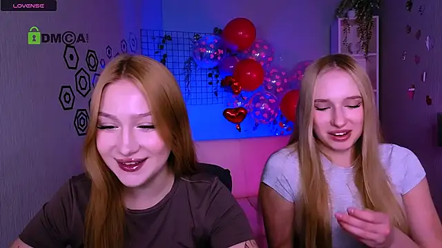 playful sophie online show from February 16, 2026, 8:29 pm