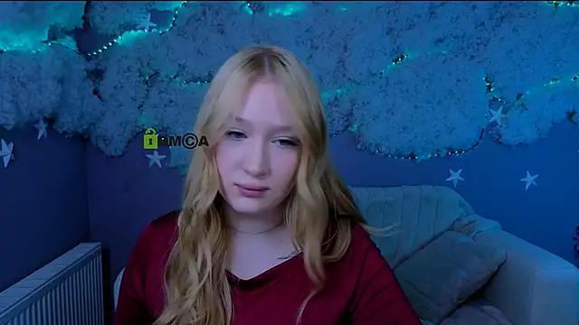 playful sophie online show from April 4, 2026, 7:20 pm