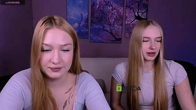 playful sophie online show from February 27, 2026, 8:52 pm