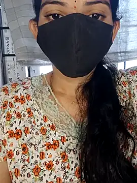 Snapshot of Telugu_Cute_Angel chatting on October 27, 2025, 3:07 am Telugu Cute Angel online show from October 27, 2025, 3:07 am