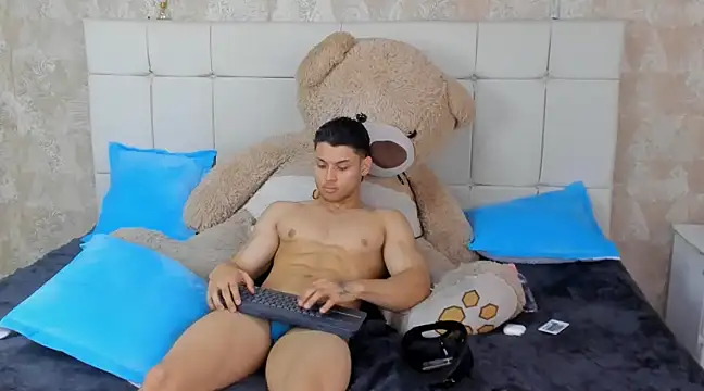 Snapshot of jeicob_gagnon chatting on February 11, 2025, 1:09 pm jeicob gagnon online show from February 11, 2025, 1:09 pm