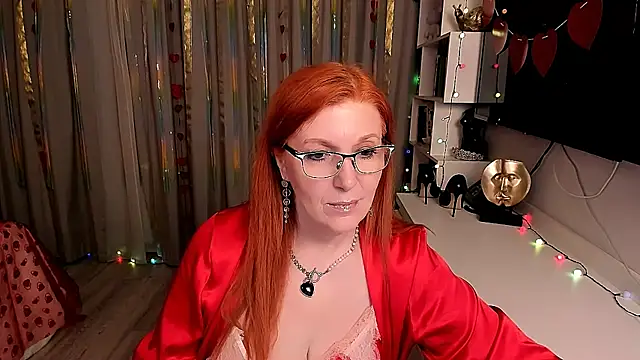 Snapshot of Fire-Fox-One chatting on February 16, 2025, 3:27 pm Fire-Fox-One online show from February 16, 2025, 3:27 pm