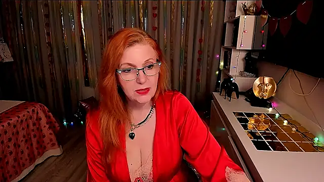 Snapshot of Fire-Fox-One chatting on February 12, 2025, 7:56 pm Fire-Fox-One online show from February 12, 2025, 7:56 pm