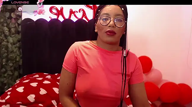 Snapshot of AmyBriiggs chatting on February 16, 2025, 7:59 am AmyBriiggs online show from February 16, 2025, 7:59 am