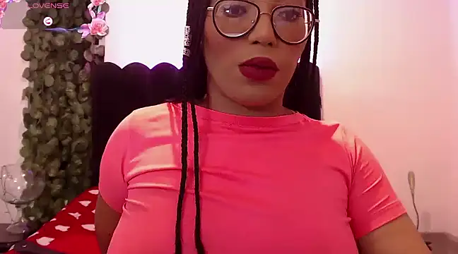 Snapshot of AmyBriiggs chatting on February 7, 2025, 5:31 am AmyBriiggs online show from February 7, 2025, 5:31 am