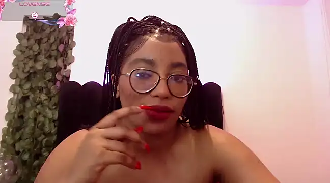 Snapshot of AmyBriiggs chatting on February 1, 2025, 10:37 am AmyBriiggs online show from February 1, 2025, 10:37 am