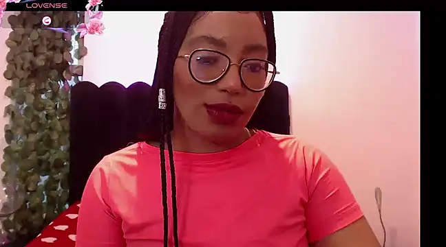 Snapshot of AmyBriiggs chatting on February 7, 2025, 11:34 am AmyBriiggs online show from February 7, 2025, 11:34 am