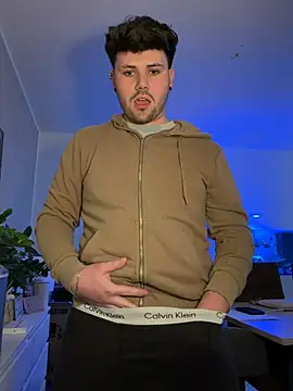 gayboooy nrw online show from May 3, 2026, 10:35 pm