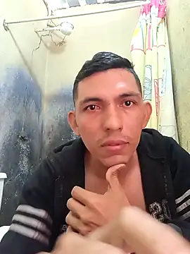 Snapshot of chayanne_odisea chatting on January 29, 2025, 4:30 pm chayanne odisea online show from January 29, 2025, 4:30 pm