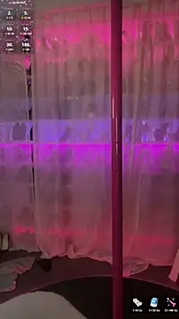 Snapshot of baobaomiqi_linger chatting on November 2, 2025, 5:40 pm baobaomiqi linger online show from November 2, 2025, 5:40 pm