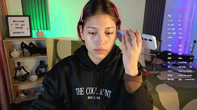 Snapshot of Fresita_Rosita chatting on October 22, 2025, 12:26 pm Fresita Rosita online show from October 22, 2025, 12:26 pm