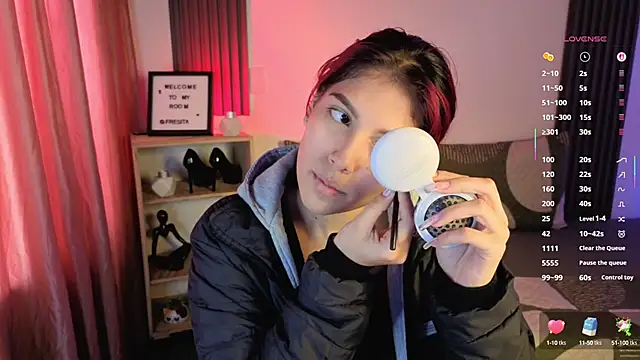 Snapshot of Fresita_Rosita chatting on September 26, 2025, 2:13 pm Fresita Rosita online show from September 26, 2025, 2:13 pm