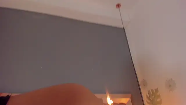victoriaroyce1 online show from January 24, 2025, 2:41 pm