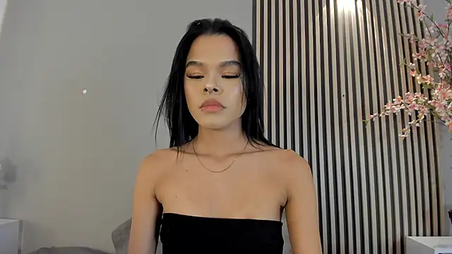 Snapshot of BrithanySummer chatting on February 17, 2026, 3:59 am BrithanySummer online show from February 17, 2026, 3:59 am