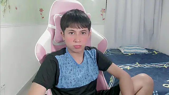 Snapshot of didier_king_ chatting on February 1, 2025, 3:07 pm didier king online show from February 1, 2025, 3:07 pm
