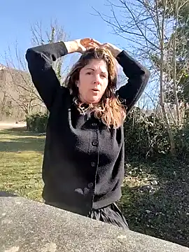 sansan2411 online show from February 24, 2026, 1:01 pm