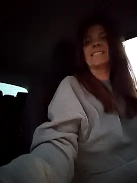 Snapshot of sansan2411 chatting on October 27, 2025, 4:41 pm sansan2411 online show from October 27, 2025, 4:41 pm