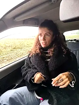 Snapshot of sansan2411 chatting on October 9, 2025, 1:11 pm sansan2411 online show from October 9, 2025, 1:11 pm