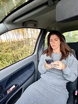 Snapshot of sansan2411 chatting on October 17, 2025, 11:45 am sansan2411 online show from October 17, 2025, 11:45 am