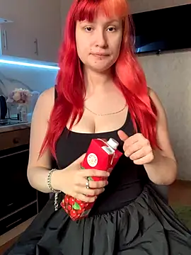 Snapshot of Sweet_white_chocolate chatting on October 8, 2025, 7:21 am Sweet white chocolate online show from October 8, 2025, 7:21 am