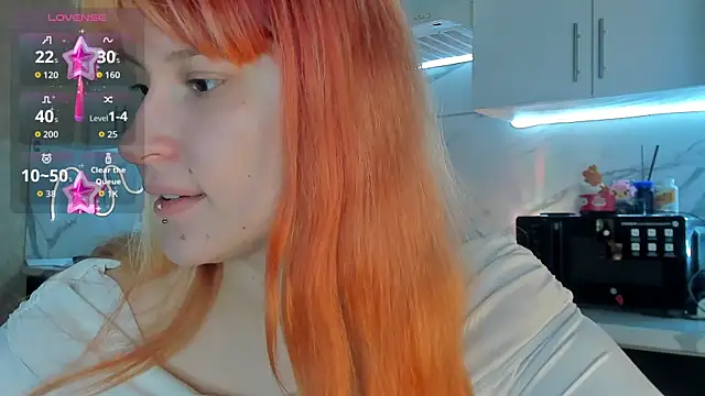 Snapshot of Sweet_white_chocolate chatting on November 5, 2025, 7:11 am Sweet white chocolate online show from November 5, 2025, 7:11 am