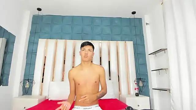 Snapshot of Angel_xxx chatting on February 13, 2025, 7:42 pm Angel xxx online show from February 13, 2025, 7:42 pm