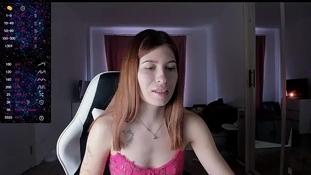 Snapshot of Agnes_Allenn chatting on February 14, 2025, 7:28 am Agnes Allenn online show from February 14, 2025, 7:28 am