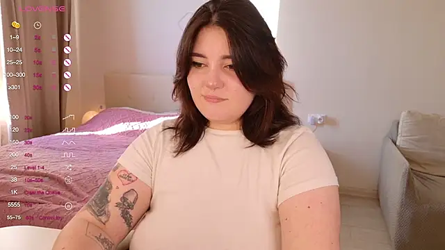 Snapshot of YumiYammy chatting on June 25, 2026, 3:26 am YumiYammy online show from June 25, 2026, 3:26 am