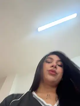 Snapshot of RoseCassie chatting on February 20, 2026, 2:19 pm RoseCassie online show from February 20, 2026, 2:19 pm