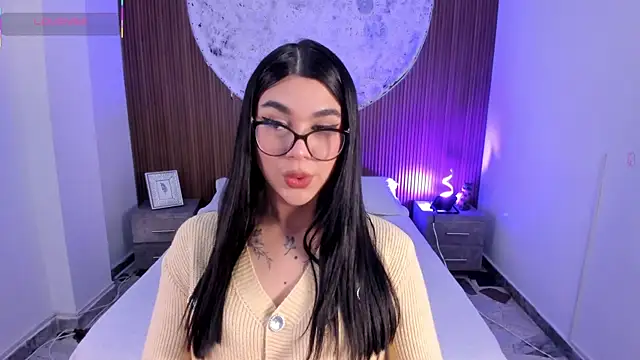 RoseCassie online show from December 19, 2025, 1:46 pm