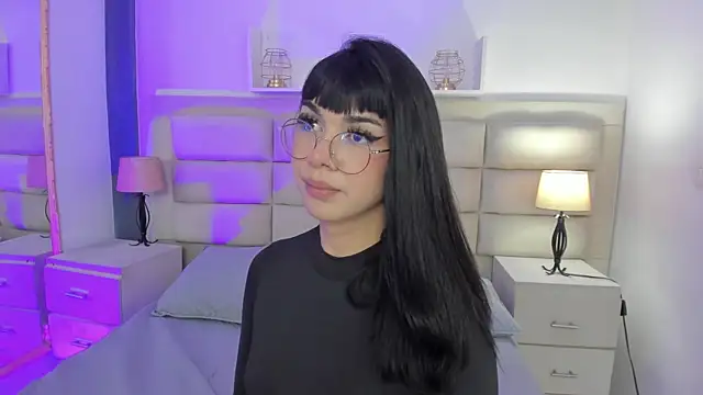 RoseCassie online show from February 15, 2025, 3:50 pm