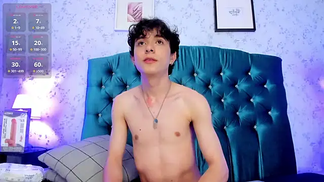 Snapshot of ash_ricci chatting on March 5, 2025, 9:16 am ash ricci online show from March 5, 2025, 9:16 am