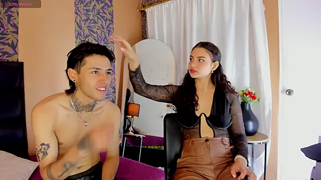 hinata itachi online show from October 6, 2025, 9:04 pm