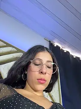 evaFiore online show from May 31, 2026, 5:51 pm