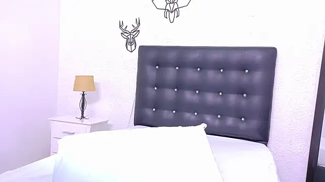 Snapshot of indian_delight18 chatting on January 8, 2025, 11:30 pm indian delight18 online show from January 8, 2025, 11:30 pm