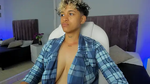 Dominick jones online show from February 5, 2025, 10:11 pm