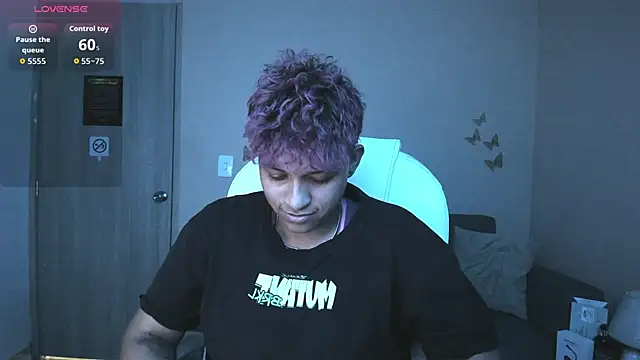 Snapshot of Dominick_jones chatting on September 25, 2025, 4:07 am Dominick jones online show from September 25, 2025, 4:07 am